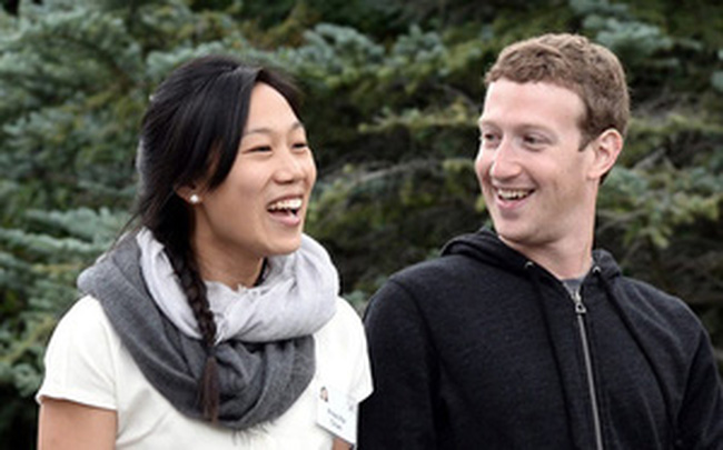 mark zuckerberg chan 1483607732321 crop 1483607755629 1483618947799 0 30 319 541 crop 1483618965528 1483668014300